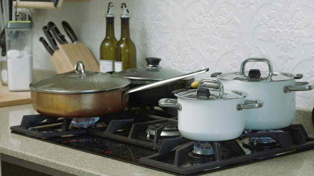 costo fornelli e pentole alberghierofiuggi.it